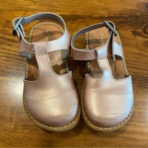 Freshly Picked Newport clogs in Rose Gold